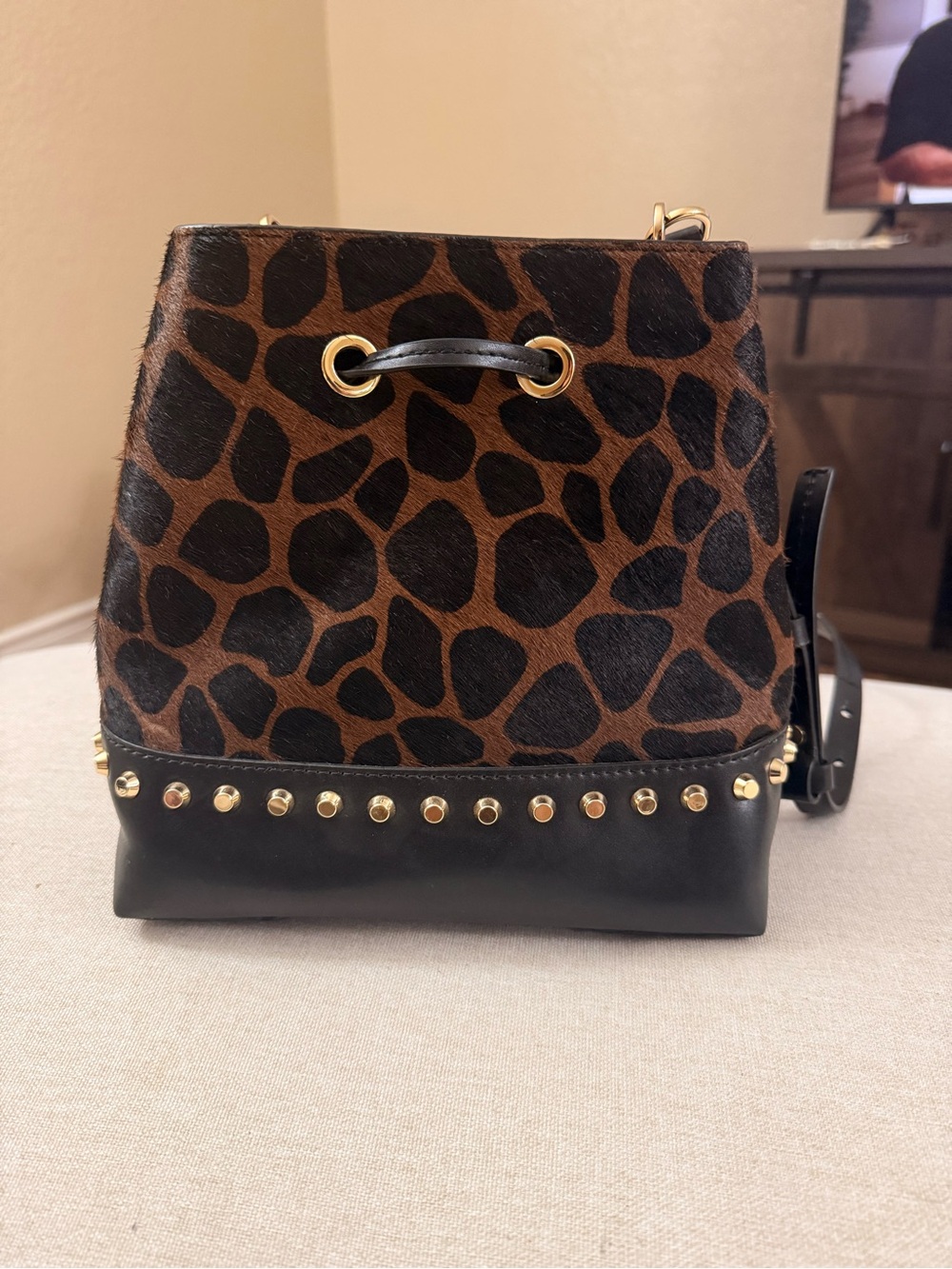 Michael Kors Leopard Print Drawstring Bucket Bag with Gold Hardware - Picture 4 of 4